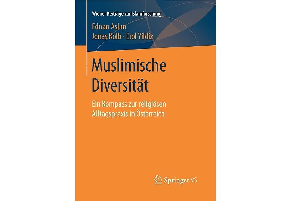 Dark yellow book cover "Muslimische Diversität" ("Muslim Diversity")